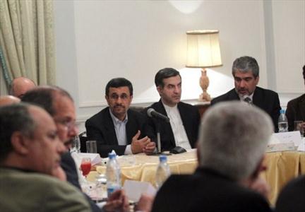احمدی‌نژاد: اگر آمریکایی‌ها تغییر رفتار دهند، پیشنهاد آنها را بررسی می‌کنیم 