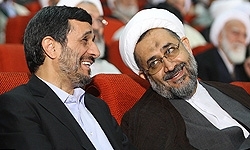 مشایی را در پستو بگذارید/ناگفته‌های وزیرسابق اطلاعات از دستگیری ریگی و خانه‌نشینی احمدی‌نژاد