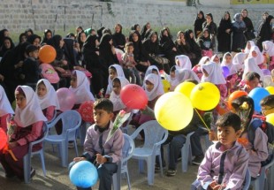 برگزاري جشن شکوفه ها براي 613 دانش آموز کلاس اولي