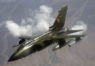 اولین حملات جنگنده‌های انگلیس علیه داعش/ انگیس هم‌به بحران سوریه اضافه شد