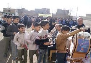 زنگ جشن نيکوکاري در مدارس بروجن نواخته شد/توزيع 9 هزار قلک بين دانش آموزان