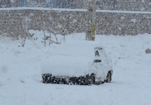 500 خودروي گرفتار در برف رهاسازي شدند/اسکان 200 مسافر نوروزي در مدارس کوهرنگ