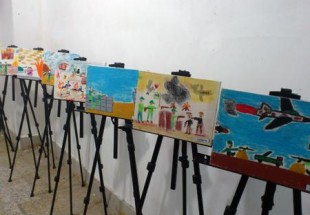 برپایی نمایشگاه نقاشی آوازهای رنگی من در شهرکرد