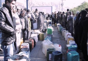 اعتراض 500 خانوار پشتکوه فلارد به کاهش سهميه نفت+پاسخ رئيس شرکت نفت لردگان