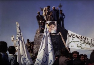 حماسه آفريني مردم بروجن در روز 26 دي 57/جان باختگان"سانچي" مجاهدان عرصه اقتصادي هستند