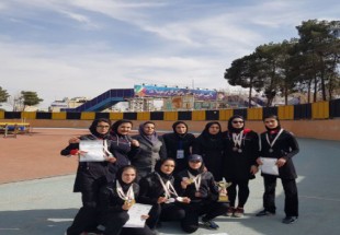 دانشجویان دختر دانشگاه شهرکرد مقام دوم مسابقات دو و میدانی دانشگاه‌های منطقه 6 کشور را کسب کردند