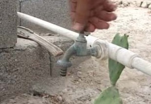 علت قطعی آب روستاهای اردل و کوهرنگ نوسانات برقی و سوختن پمپ‌های آب است/مشکل به زودی برطرف می‌شود