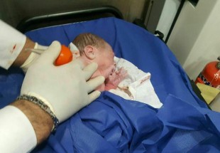 تولد نوزاد عجول در دستان کارشناسان اورژانس