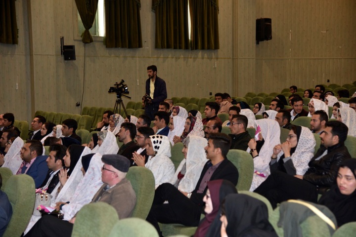 جشن ازدواج دانشجويي 100 زوج جوان در دانشگاه شهرکرد برگزار شد