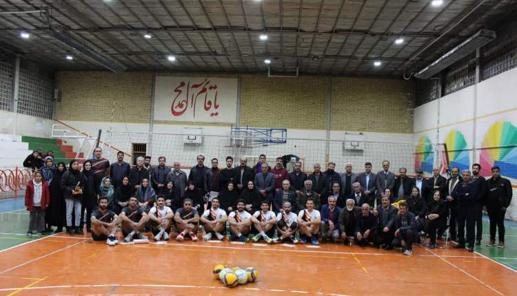 تیم فرخ‌شهر قهرمان مسابقات والیبال چهار نفره چهارمحال و بختیاری شد