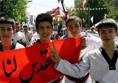 نمایشگاه عکس «قبله اول» در شهرکرد برپا شد