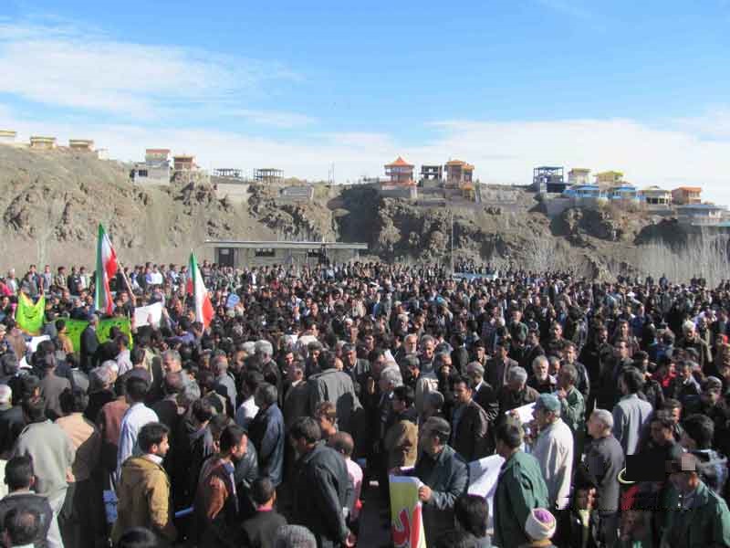 حفر تونل گلاب آوارگی و بیکاری چندین هزار کشاورز را در پی دارد