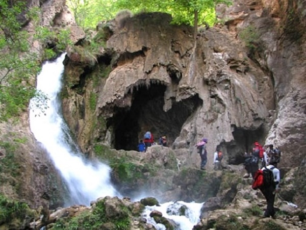 بهشت ایران در پیچ و خم مشکلات گردشگری