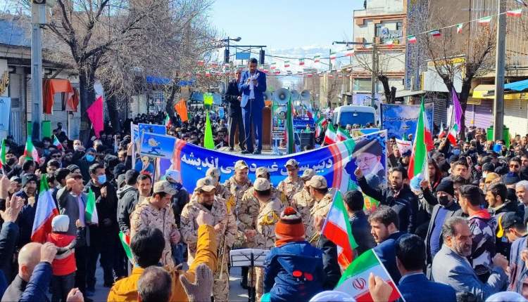 آغاز راهپیمایی 22 بهمن در شهرکرد