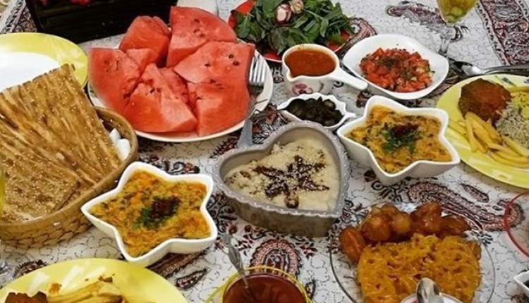 پرخوری در وعده سحر، تشنگی در طول روز را به‌همراه دارد