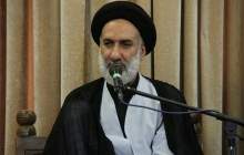 نهضت امام خمینی (ره) انقلاب را به نور هدایت کرد