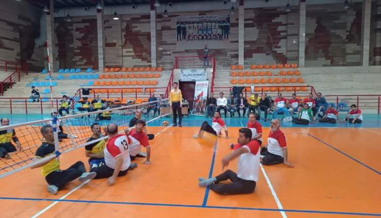 مسابقه والیبال نشسته در شهرکرد برگزار شد